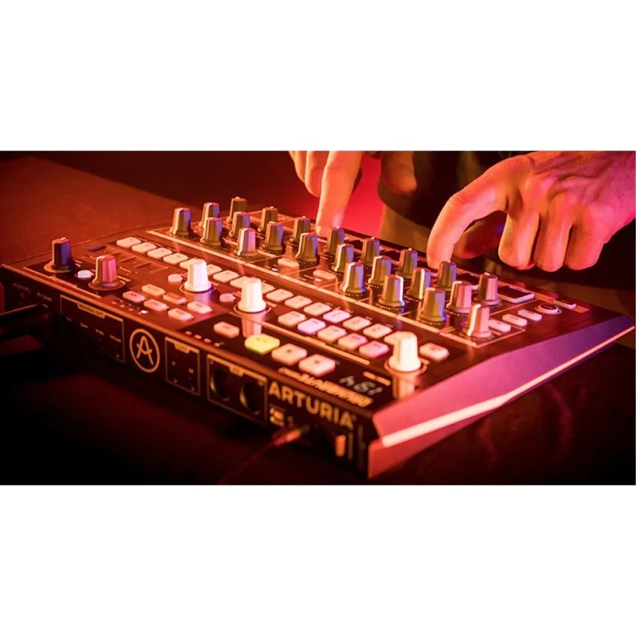 Arturia DrumBrute Impact Analog Drum Machine - Görsel 3