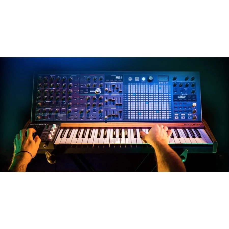 Arturia MatrixBrute Analog Modular Synth + Flight Case - Görsel 7