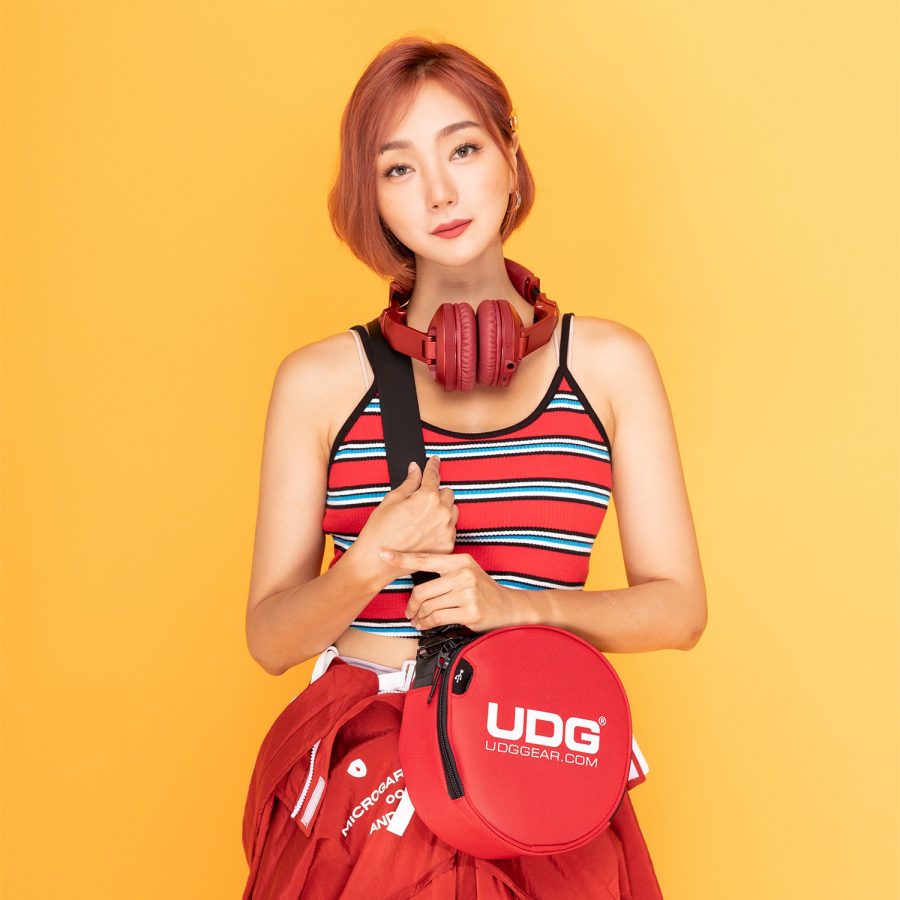 UDG Ultimate DIGI Kulaklık Çantası / Kırmızı