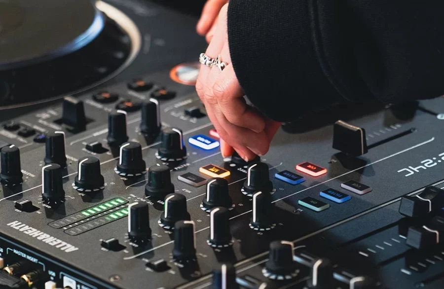 Allen & Heath Xone:24C DJ Mikseri - Görsel 7