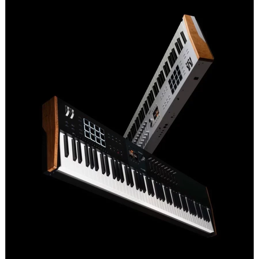 Arturia KeyLab 88 Mk3 Siyah MIDI Klavye - Görsel 7