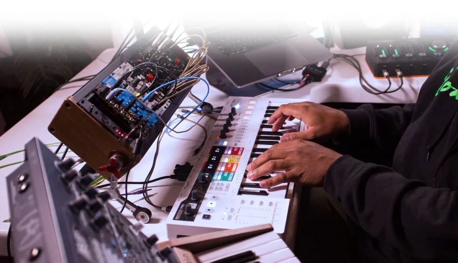 Arturia KeyStep Pro Chroma MIDI Kontrolcü - Görsel 10