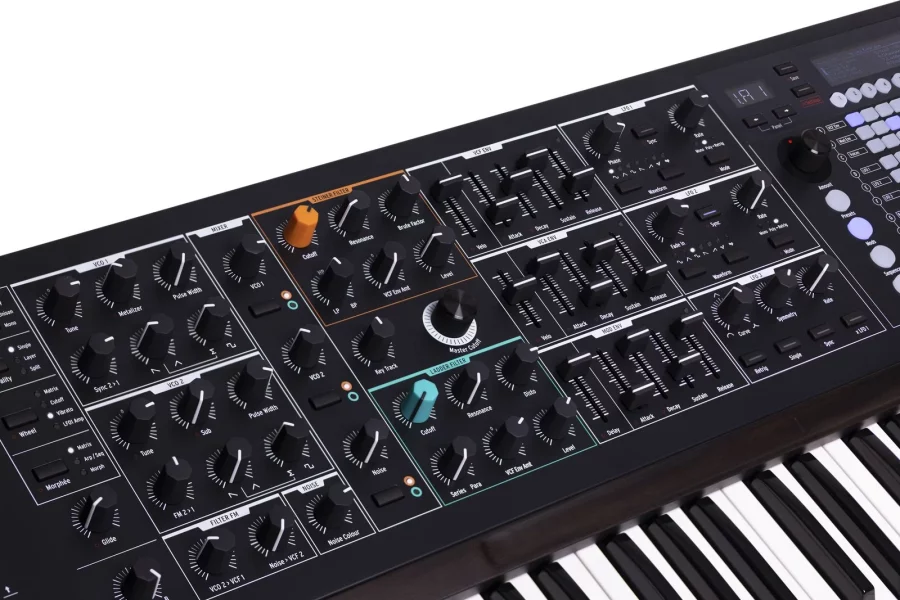 Arturia PolyBrute Noir Edition Synthesizer - Görsel 12