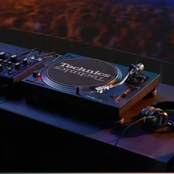 Technics SL-1210 MKX kulüp kabininde