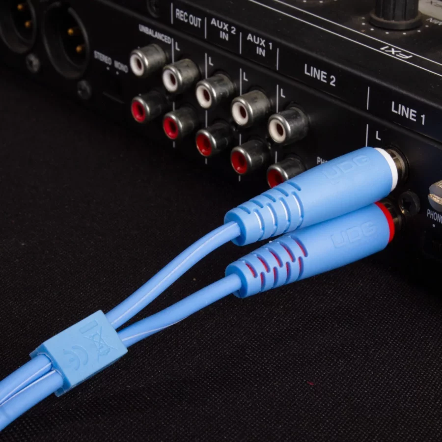 UDG Ultimate RCA-RCA Ses Kablosu Mavi Düz 3 m
