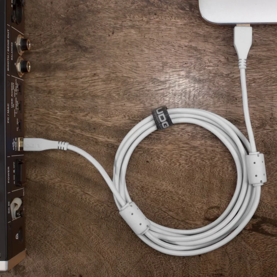 UDG Ultimate Ses Kablosu USB 2.0 A-B Beyaz Düz 2 m